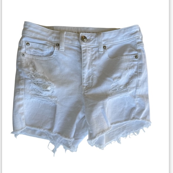 American Eagle Women’s white high rise shortie black distressed size 6 - Picture 3 of 8